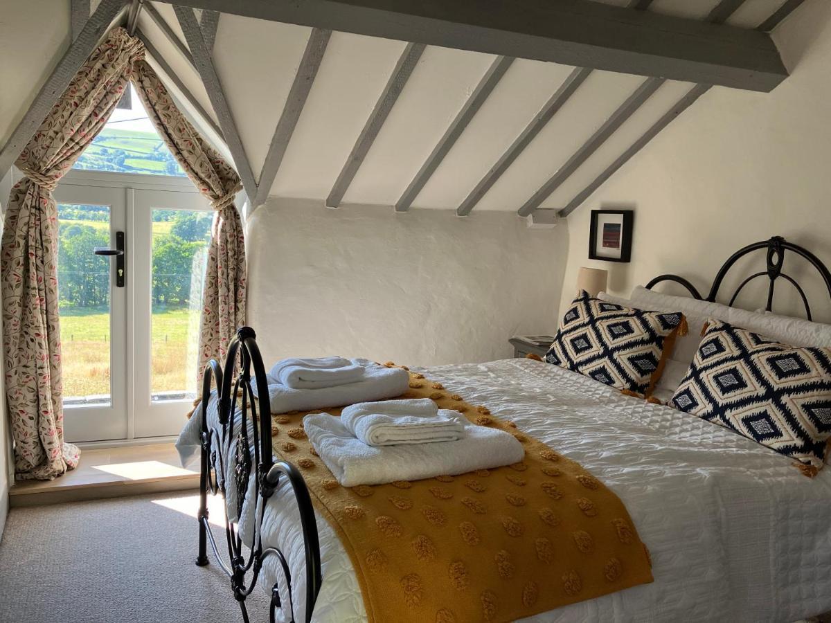 Hares Hideaway At Coed Moelfa Bed and Breakfast Corwen Εξωτερικό φωτογραφία