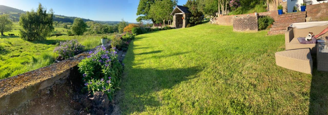 Hares Hideaway At Coed Moelfa Bed and Breakfast Corwen Εξωτερικό φωτογραφία